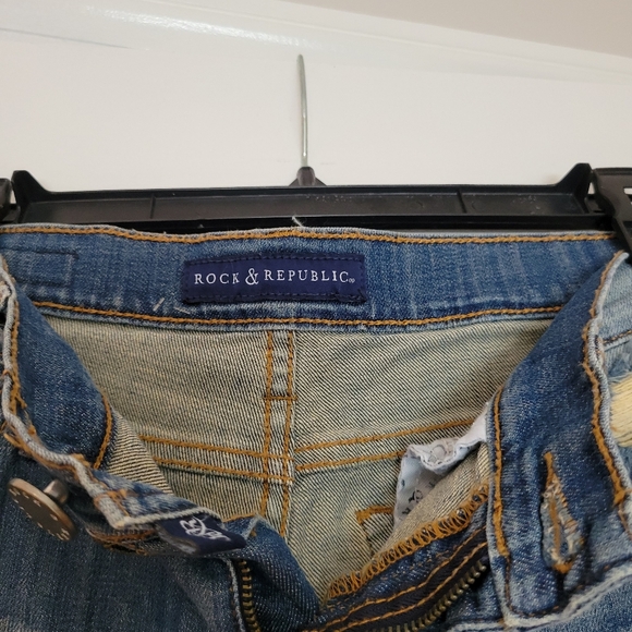 Rock and Republic Jean shorts - Picture 3 of 4